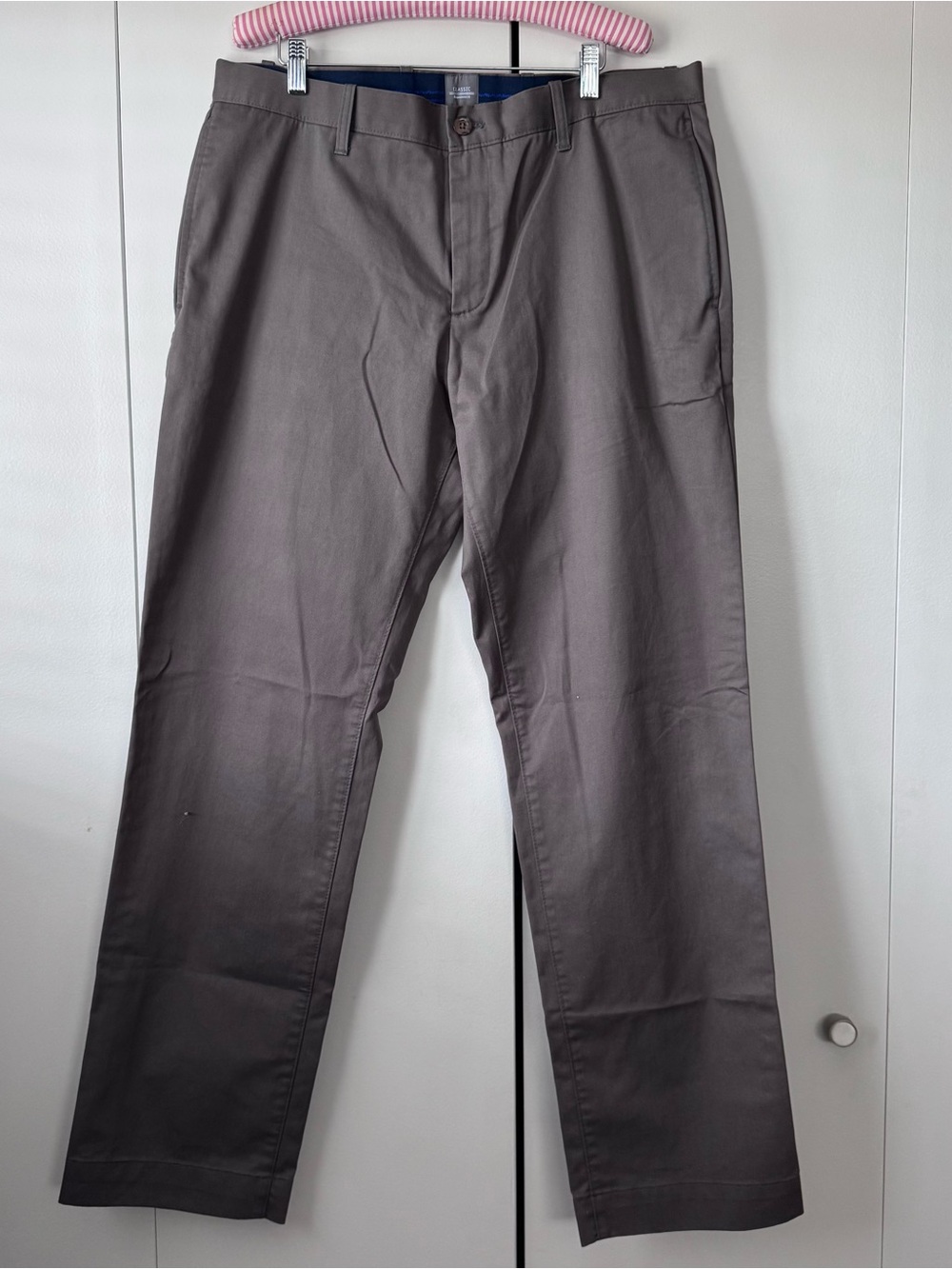 GAP Men's Chinos in Taupe